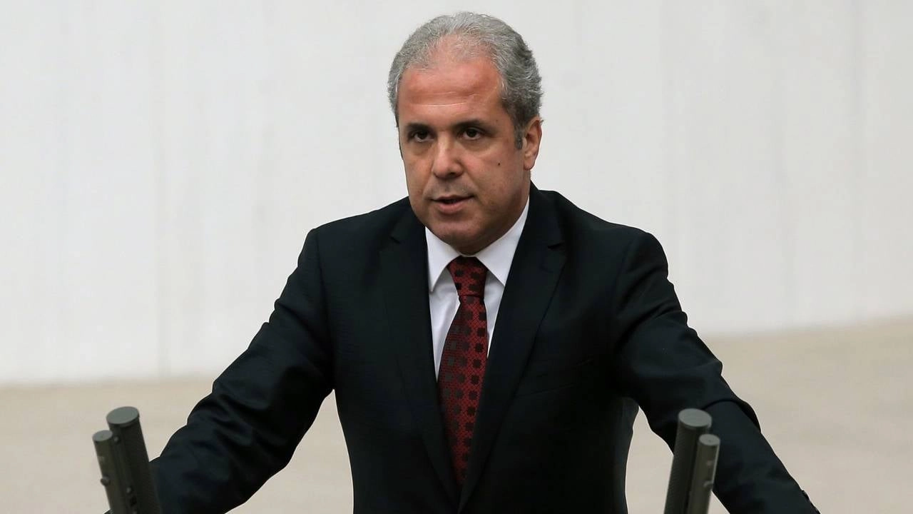 Şamil Tayyar'dan Çarpıcı İtiraf: "Cumhur İttifakı'nda Tuhaf Şeyler Dönüyor"