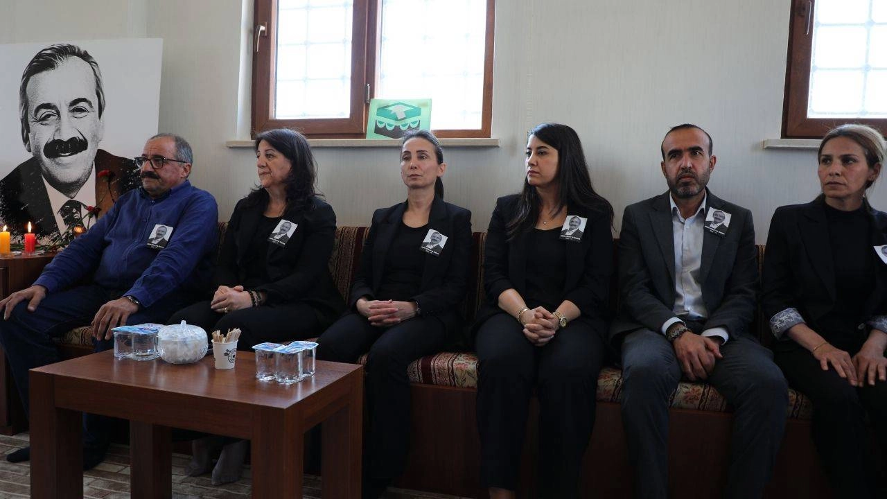 Sırrı Süreyya Önder'in Ardından Memleketinde Taziye