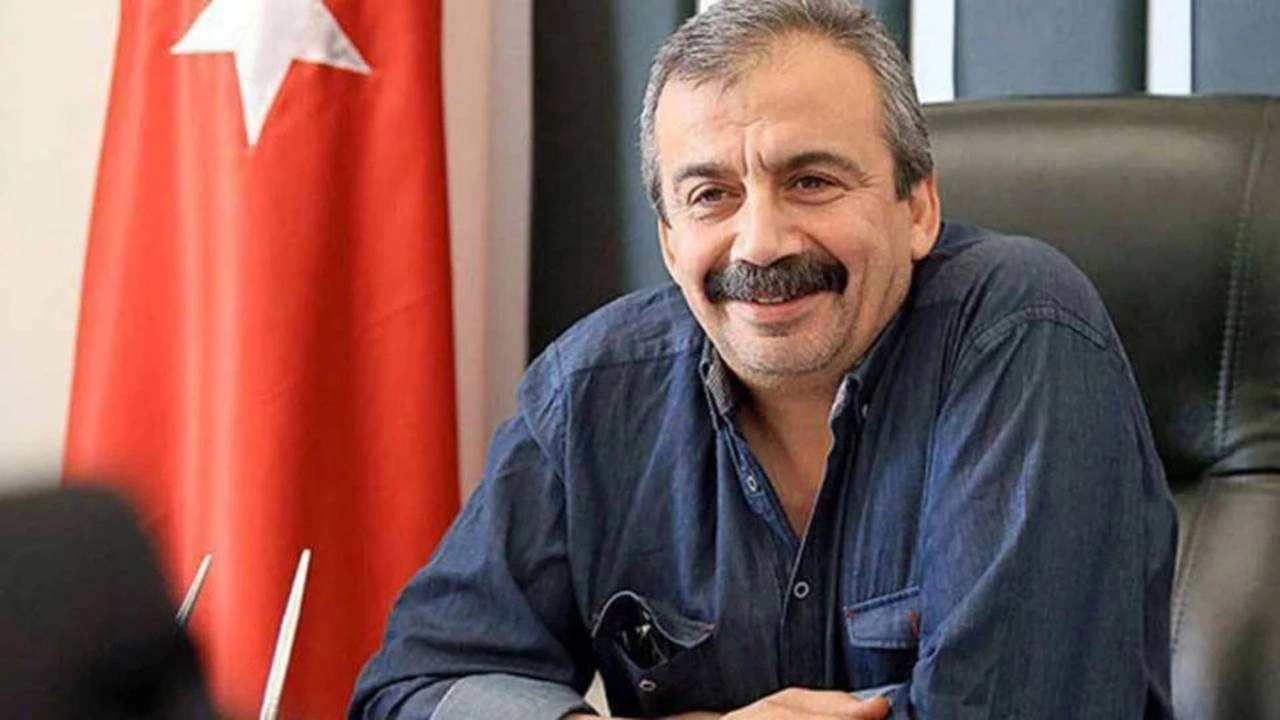 Süreyya Önder'in tedavi gördüğü hastaneden çıkan sırlı açıklama!