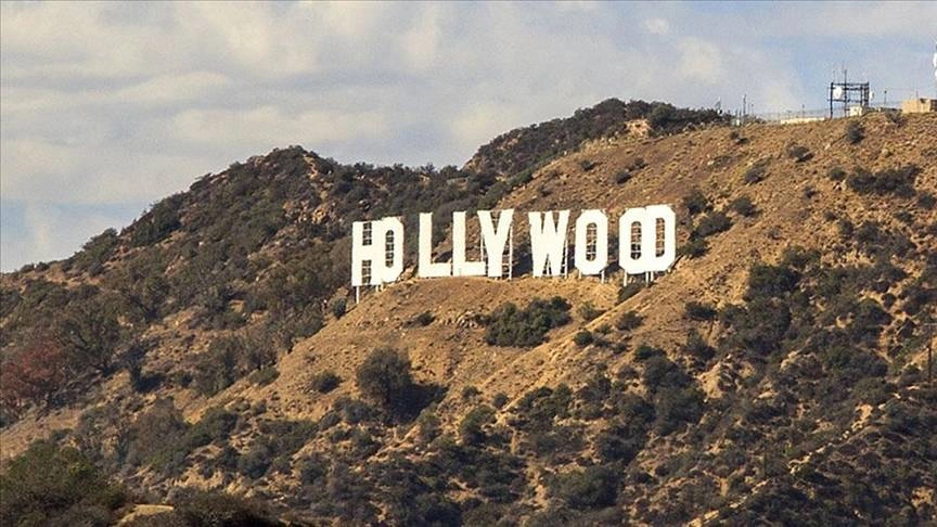 Trump'tan ithal filmlere yüzde 100 gümrük vergisi çekiciliği!