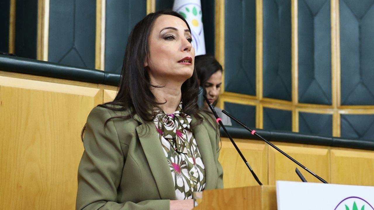 Tülay Hatimoğulları'dan Erdoğan'ın DEM Parti'ye ziyaretine sert tepki!
